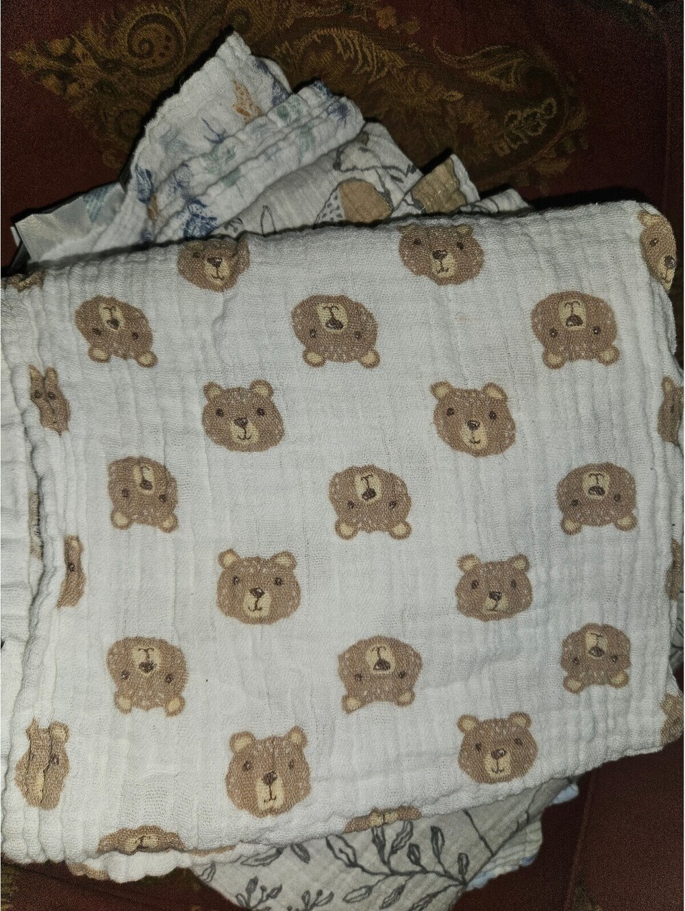 HB 46x46 Inch 100% Cotton Muslin Baby Blanket with Cute Bear Print